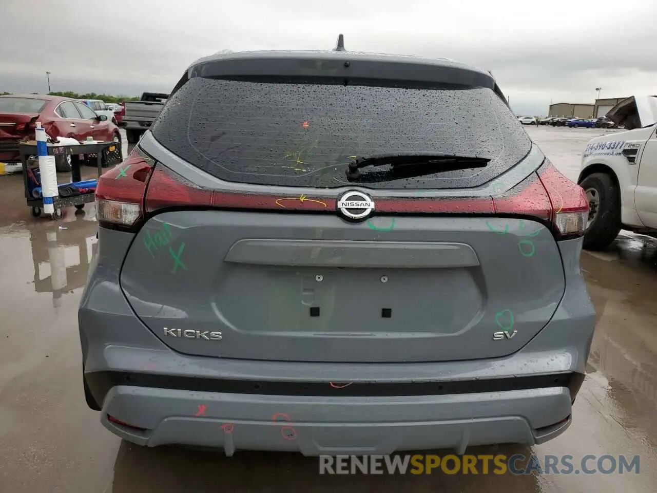 6 Photograph of a damaged car 3N1CP5CV6ML505369 NISSAN KICKS 2021