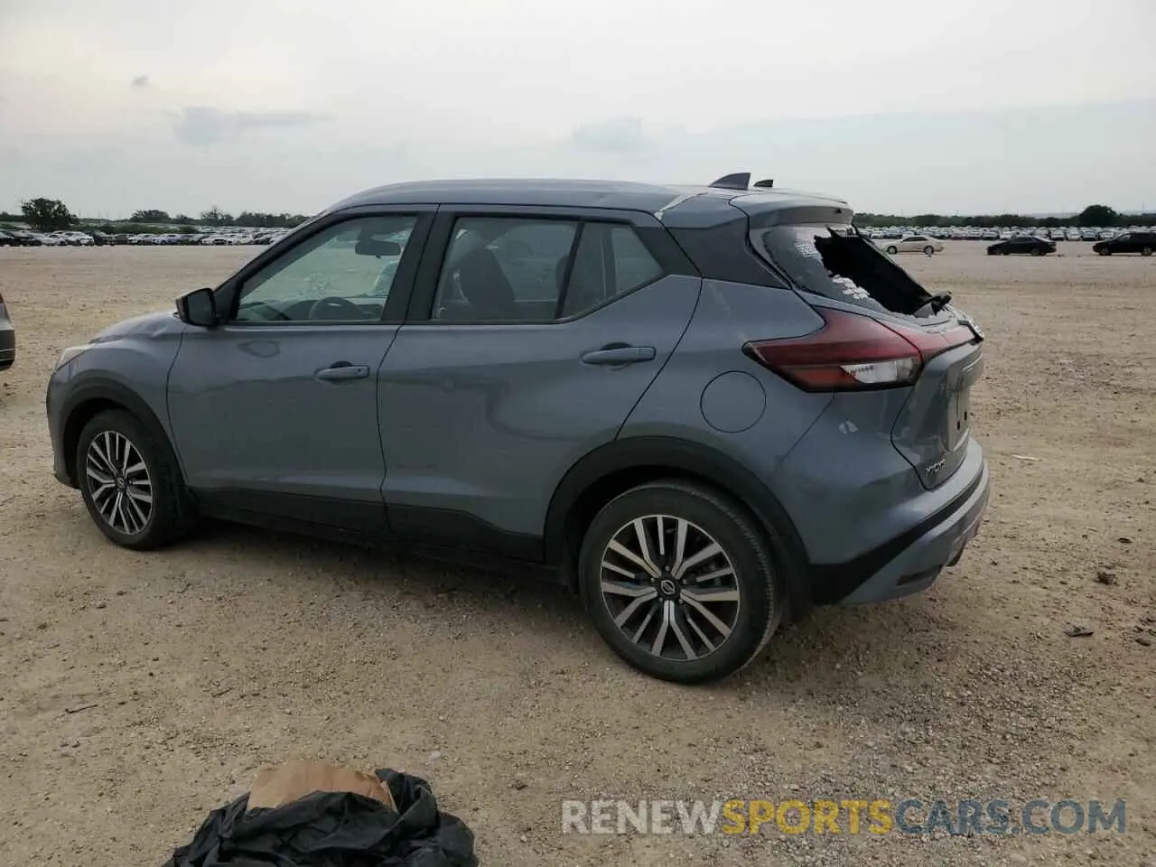 2 Photograph of a damaged car 3N1CP5CV6ML514296 NISSAN KICKS 2021