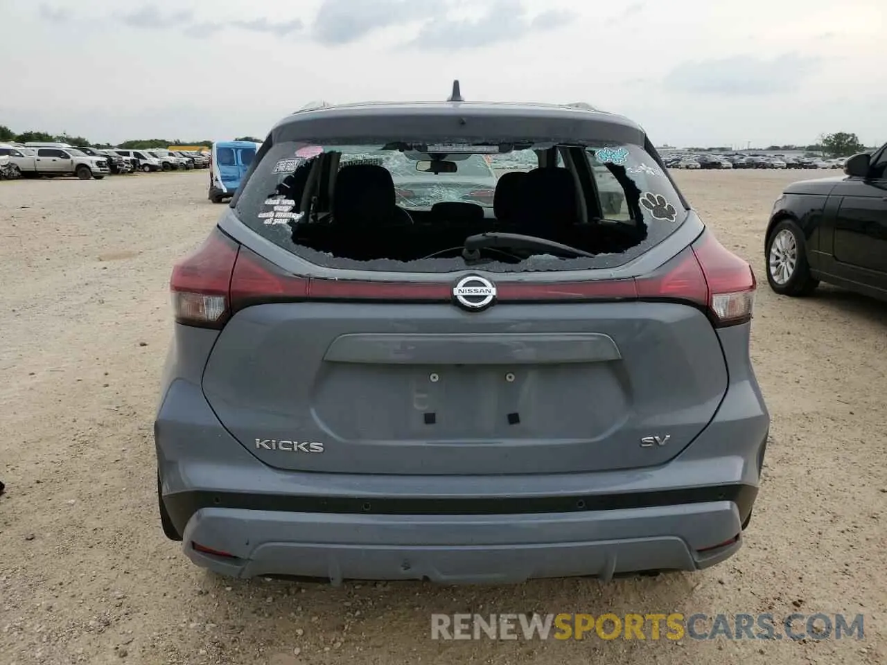 6 Photograph of a damaged car 3N1CP5CV6ML514296 NISSAN KICKS 2021