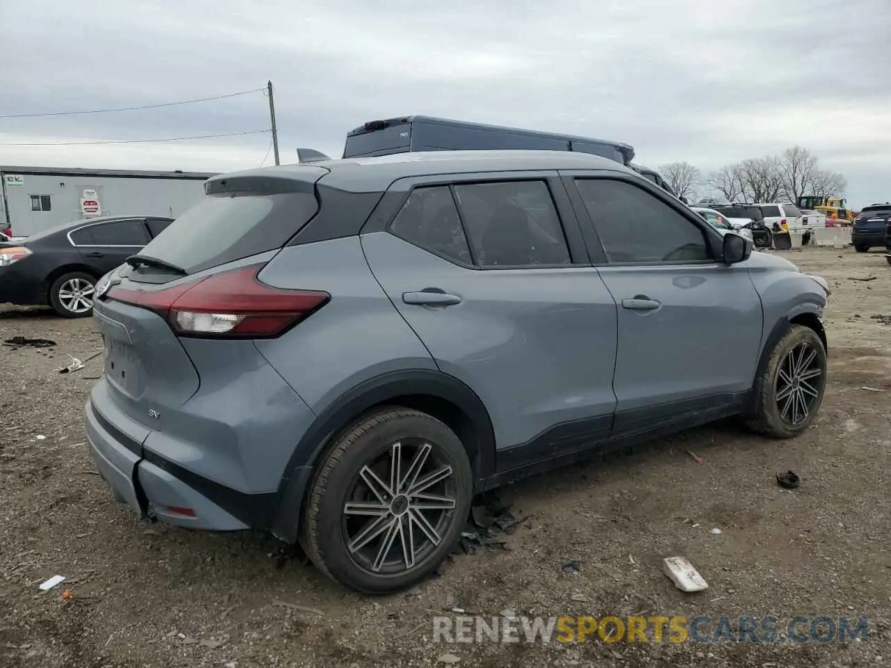 3 Photograph of a damaged car 3N1CP5CV6ML542194 NISSAN KICKS 2021