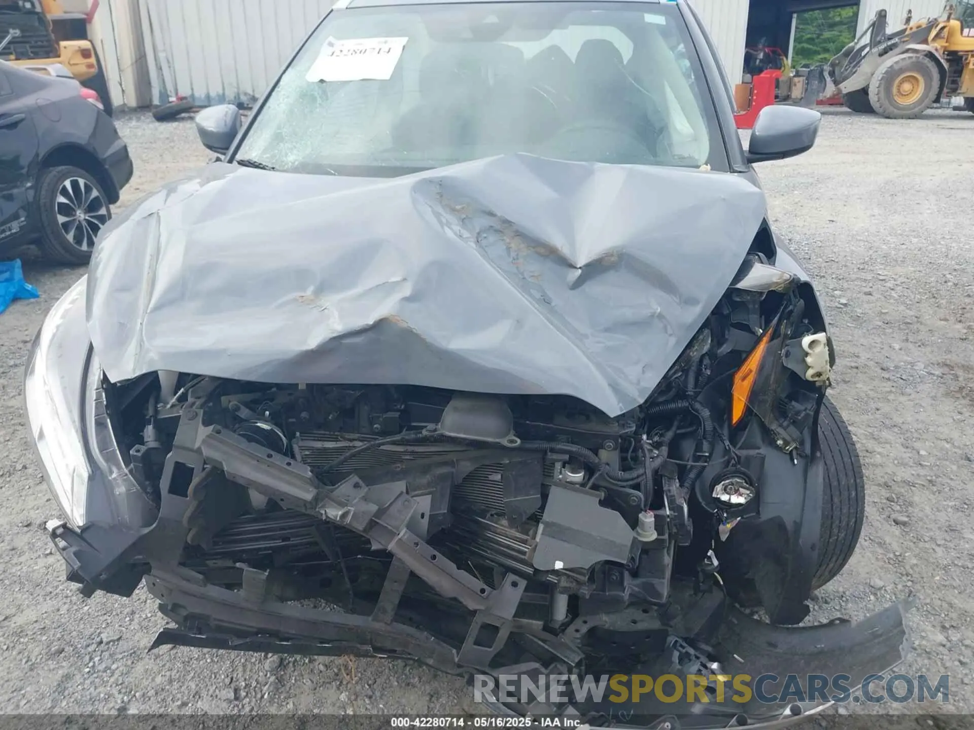 12 Photograph of a damaged car 3N1CP5CV6ML547055 NISSAN KICKS 2021