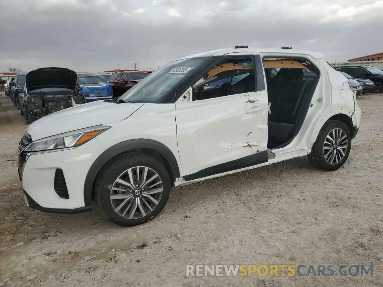 1 Photograph of a damaged car 3N1CP5CV7ML500584 NISSAN KICKS 2021