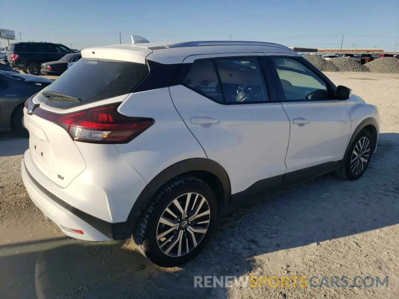 3 Photograph of a damaged car 3N1CP5CV7ML500584 NISSAN KICKS 2021