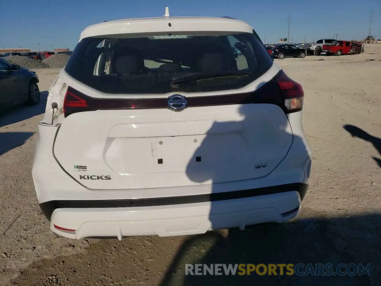 6 Photograph of a damaged car 3N1CP5CV7ML500584 NISSAN KICKS 2021