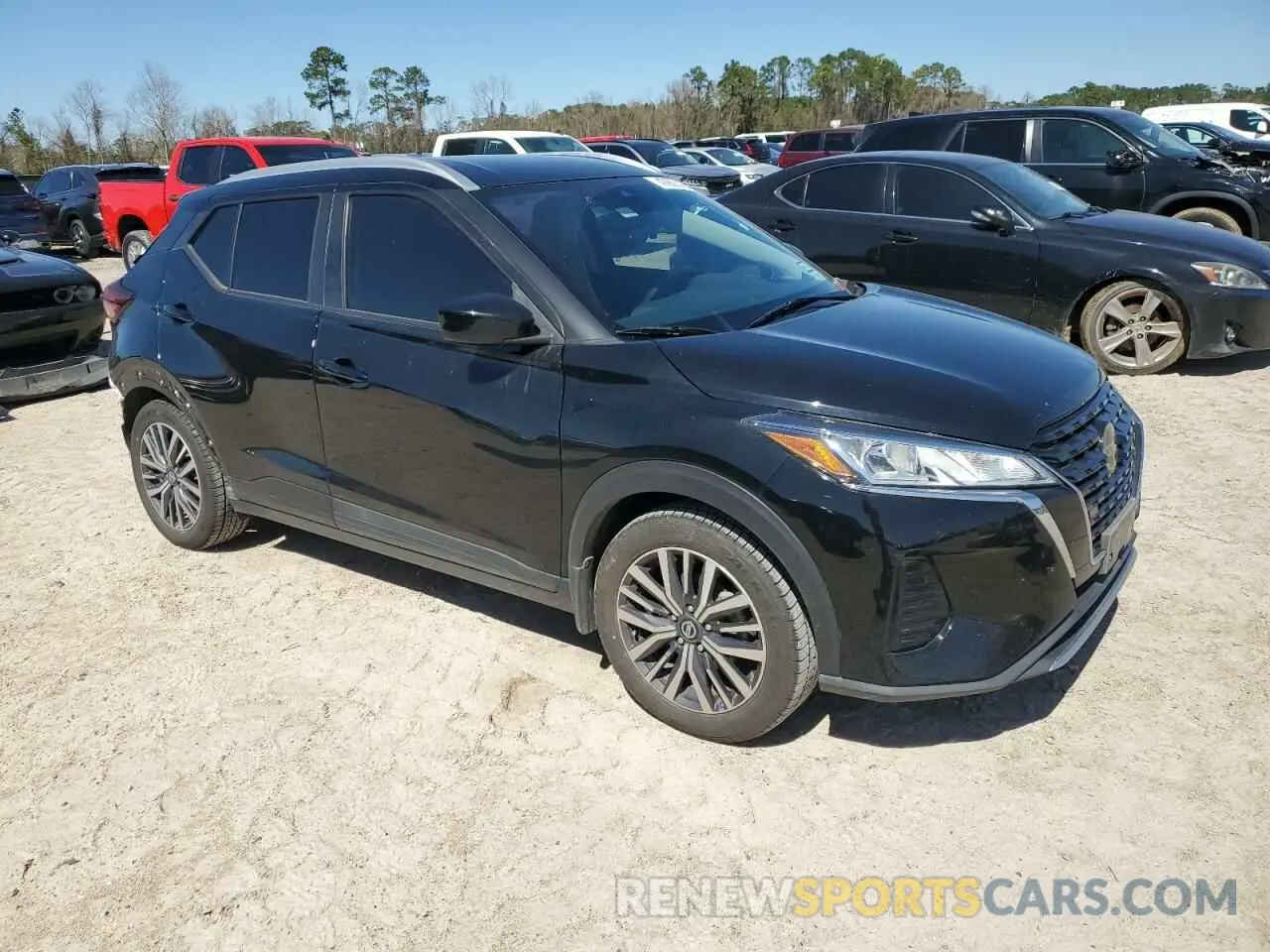 4 Photograph of a damaged car 3N1CP5CV7ML508748 NISSAN KICKS 2021