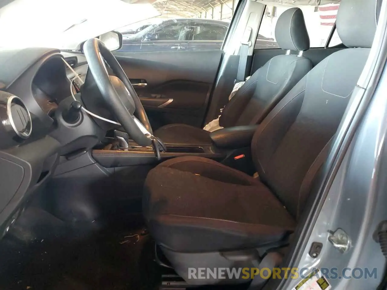 7 Photograph of a damaged car 3N1CP5CV7ML520172 NISSAN KICKS 2021