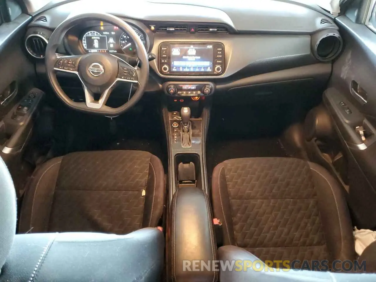8 Photograph of a damaged car 3N1CP5CV7ML520172 NISSAN KICKS 2021