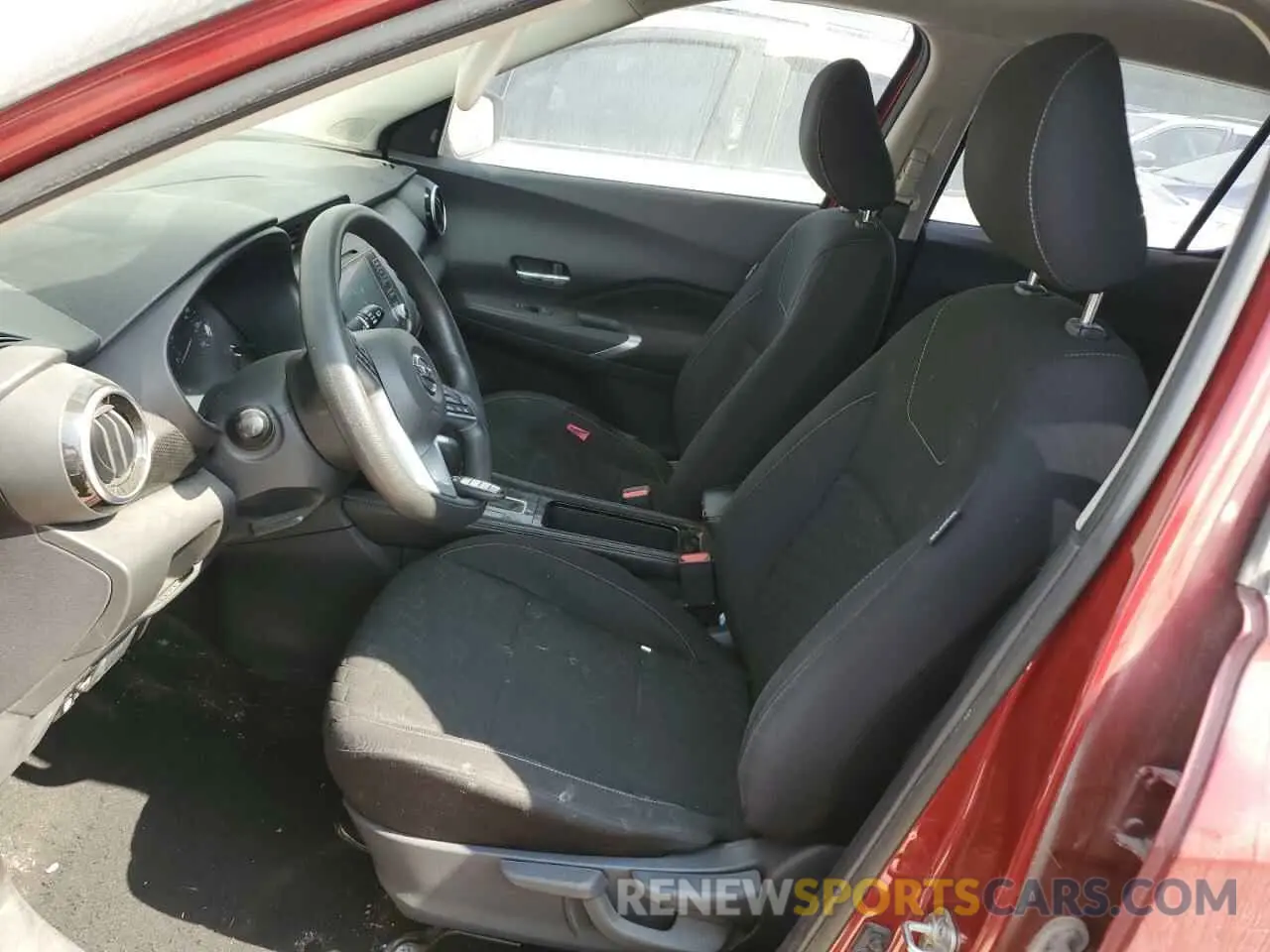 7 Photograph of a damaged car 3N1CP5CV7ML523931 NISSAN KICKS 2021