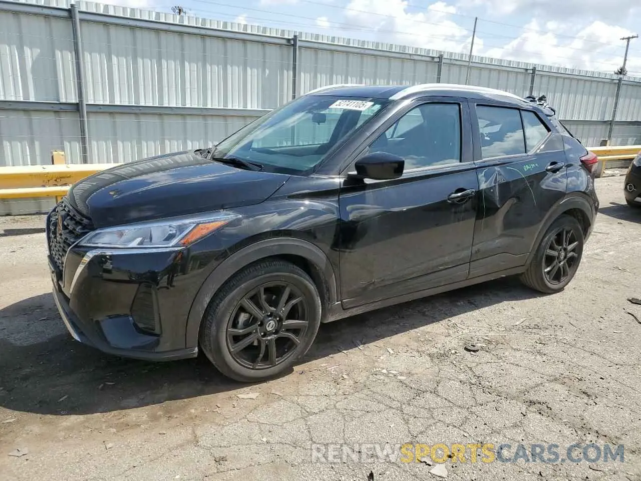 1 Photograph of a damaged car 3N1CP5CV8ML475890 NISSAN KICKS 2021