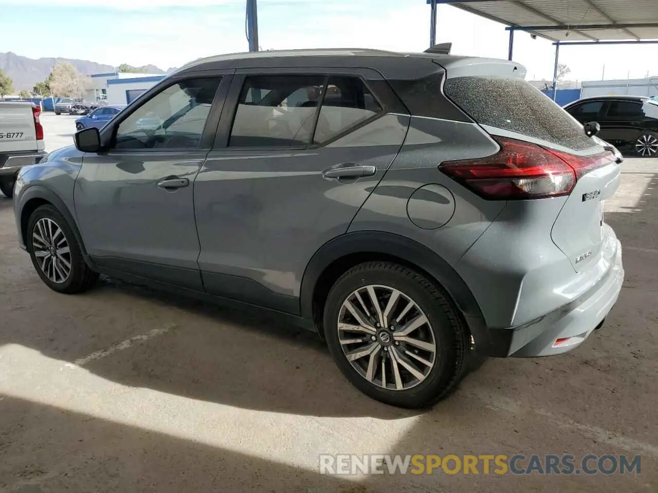 2 Photograph of a damaged car 3N1CP5CV8ML477834 NISSAN KICKS 2021
