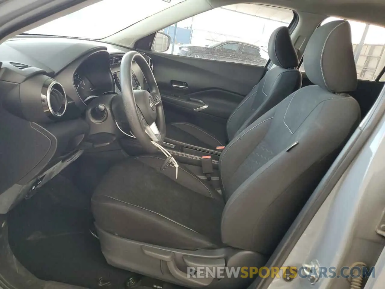 7 Photograph of a damaged car 3N1CP5CV8ML477834 NISSAN KICKS 2021