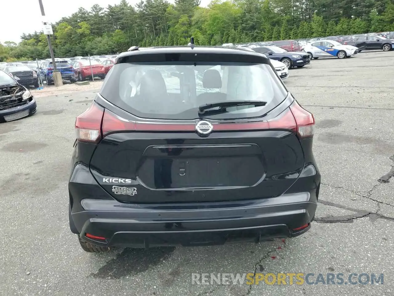 6 Photograph of a damaged car 3N1CP5CV8ML514719 NISSAN KICKS 2021