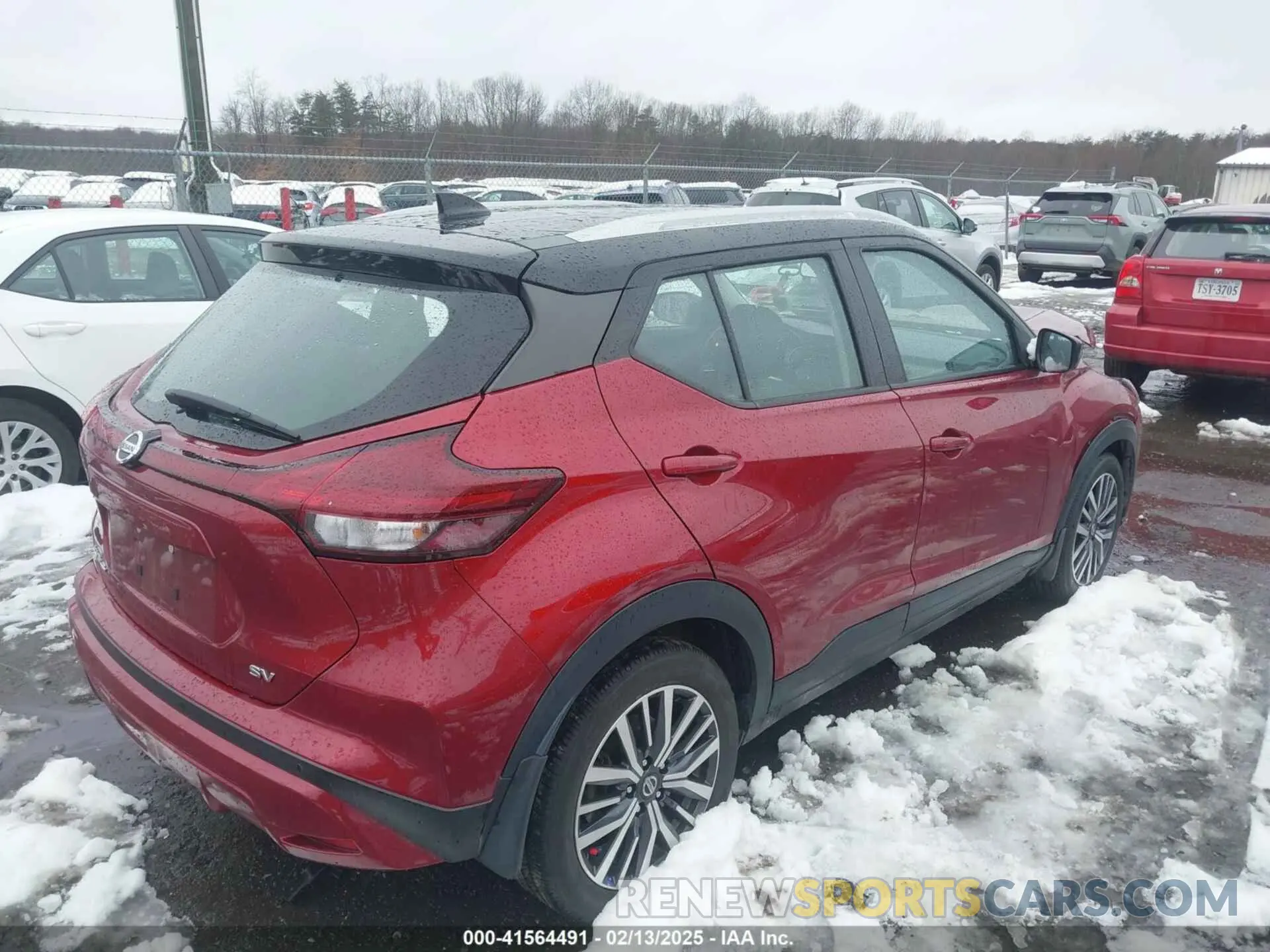 4 Photograph of a damaged car 3N1CP5CV8ML517653 NISSAN KICKS 2021