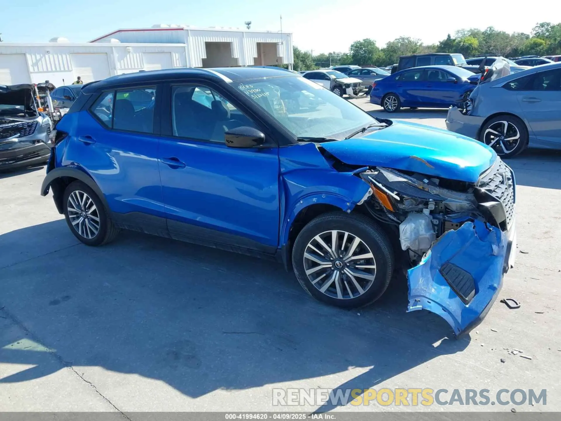 1 Photograph of a damaged car 3N1CP5CV9ML471976 NISSAN KICKS 2021