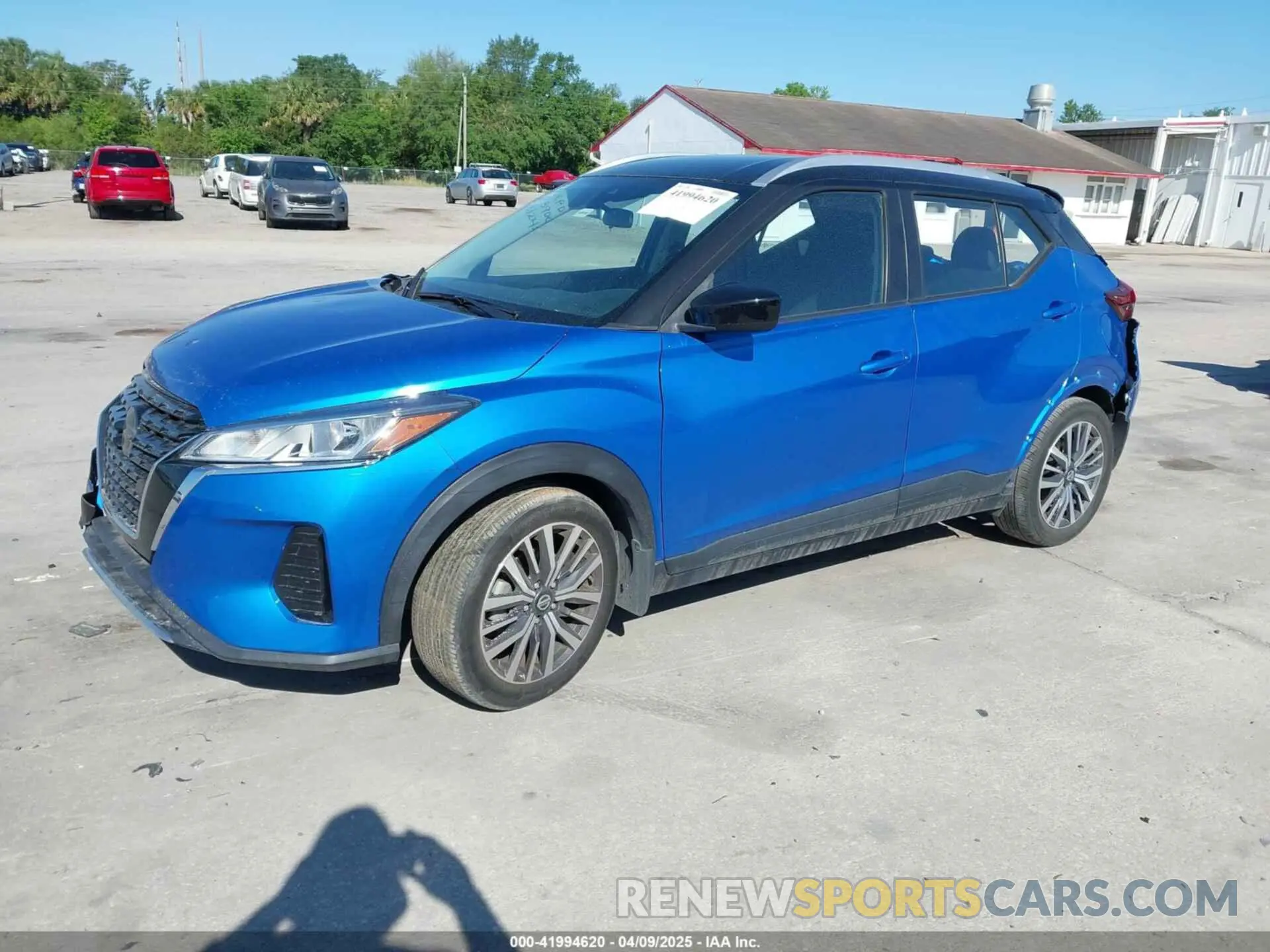 2 Photograph of a damaged car 3N1CP5CV9ML471976 NISSAN KICKS 2021
