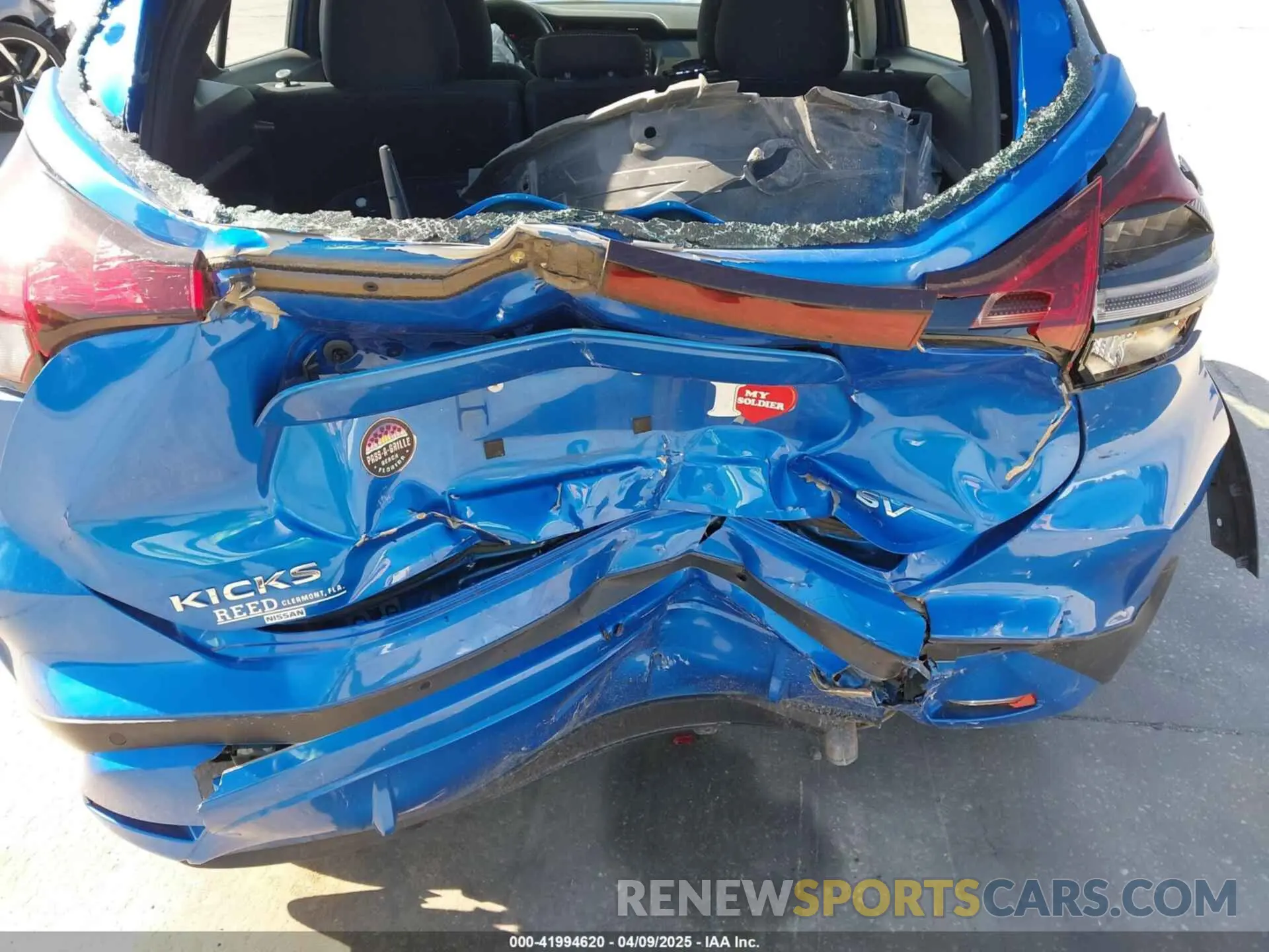 6 Photograph of a damaged car 3N1CP5CV9ML471976 NISSAN KICKS 2021