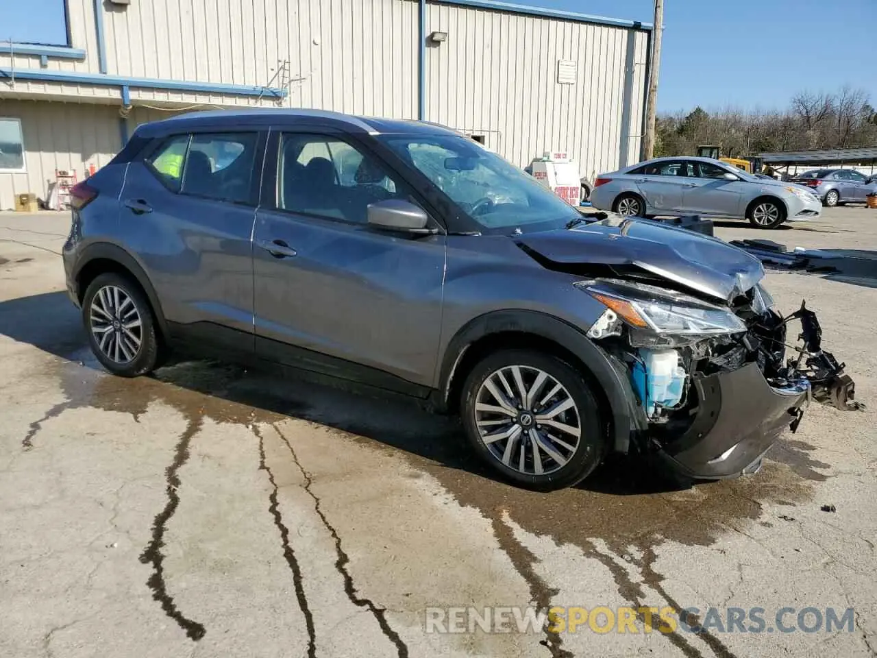 4 Photograph of a damaged car 3N1CP5CV9ML478376 NISSAN KICKS 2021