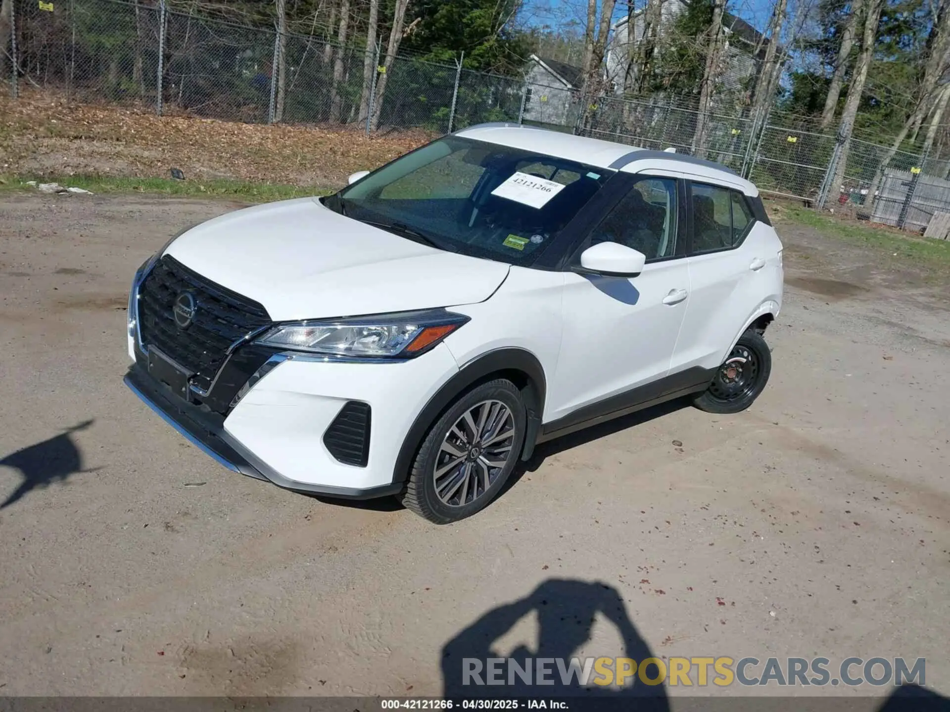 2 Photograph of a damaged car 3N1CP5CV9ML485943 NISSAN KICKS 2021