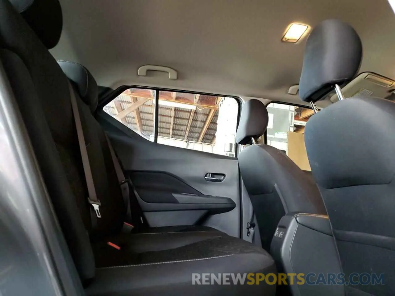 11 Photograph of a damaged car 3N1CP5CV9ML492746 NISSAN KICKS 2021