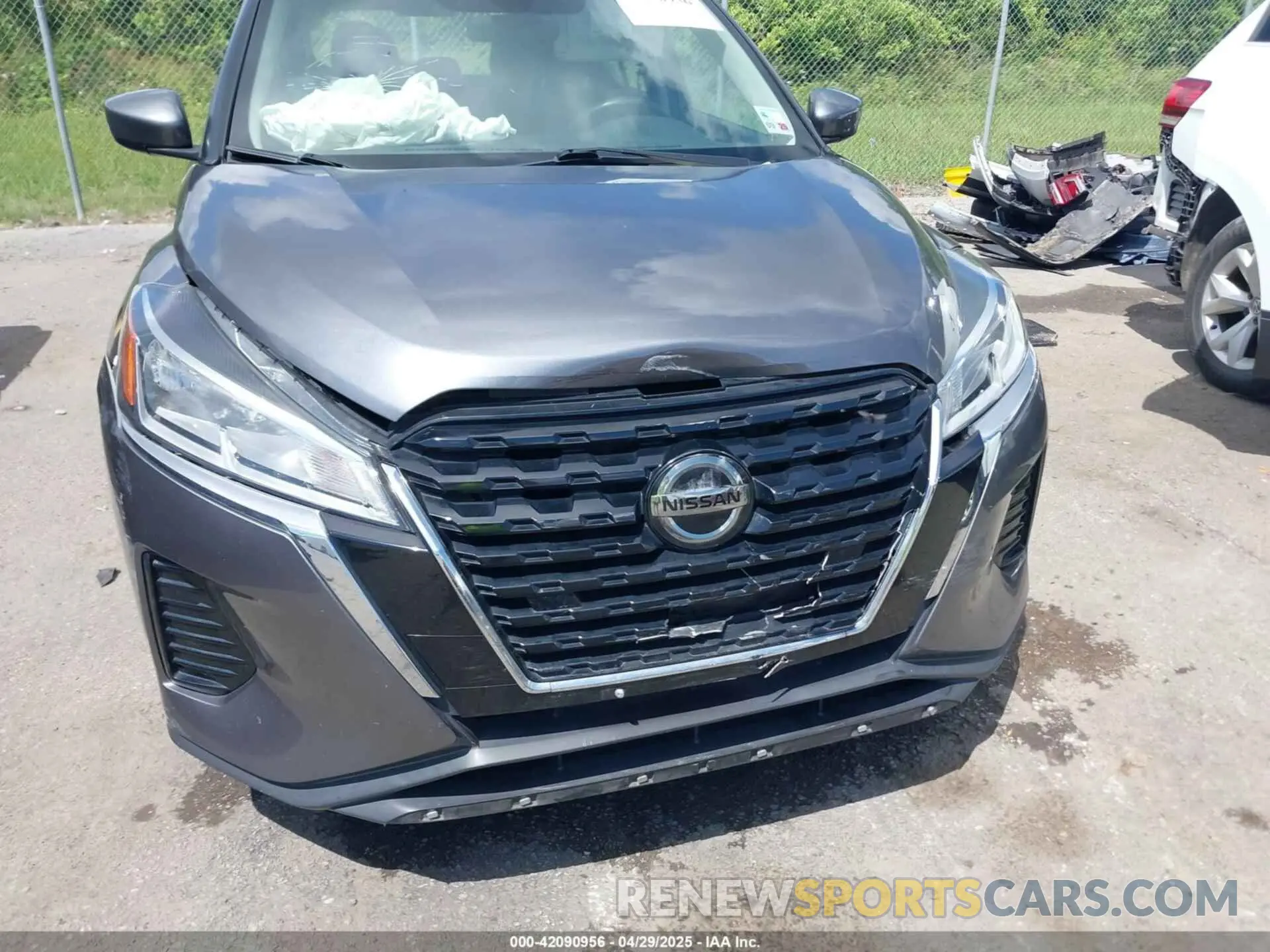 6 Photograph of a damaged car 3N1CP5CV9ML510923 NISSAN KICKS 2021