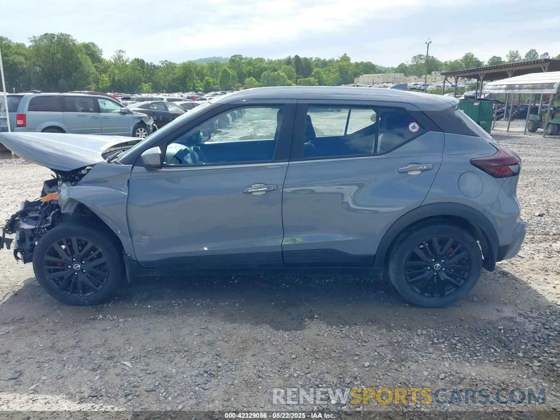 14 Photograph of a damaged car 3N1CP5CV9ML512834 NISSAN KICKS 2021