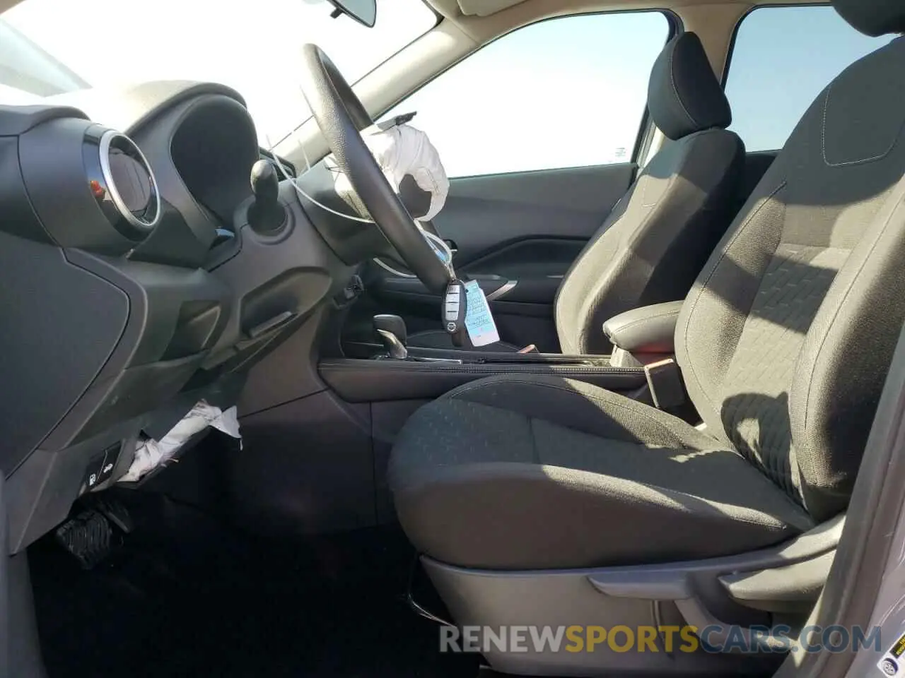 7 Photograph of a damaged car 3N1CP5CV9ML515796 NISSAN KICKS 2021