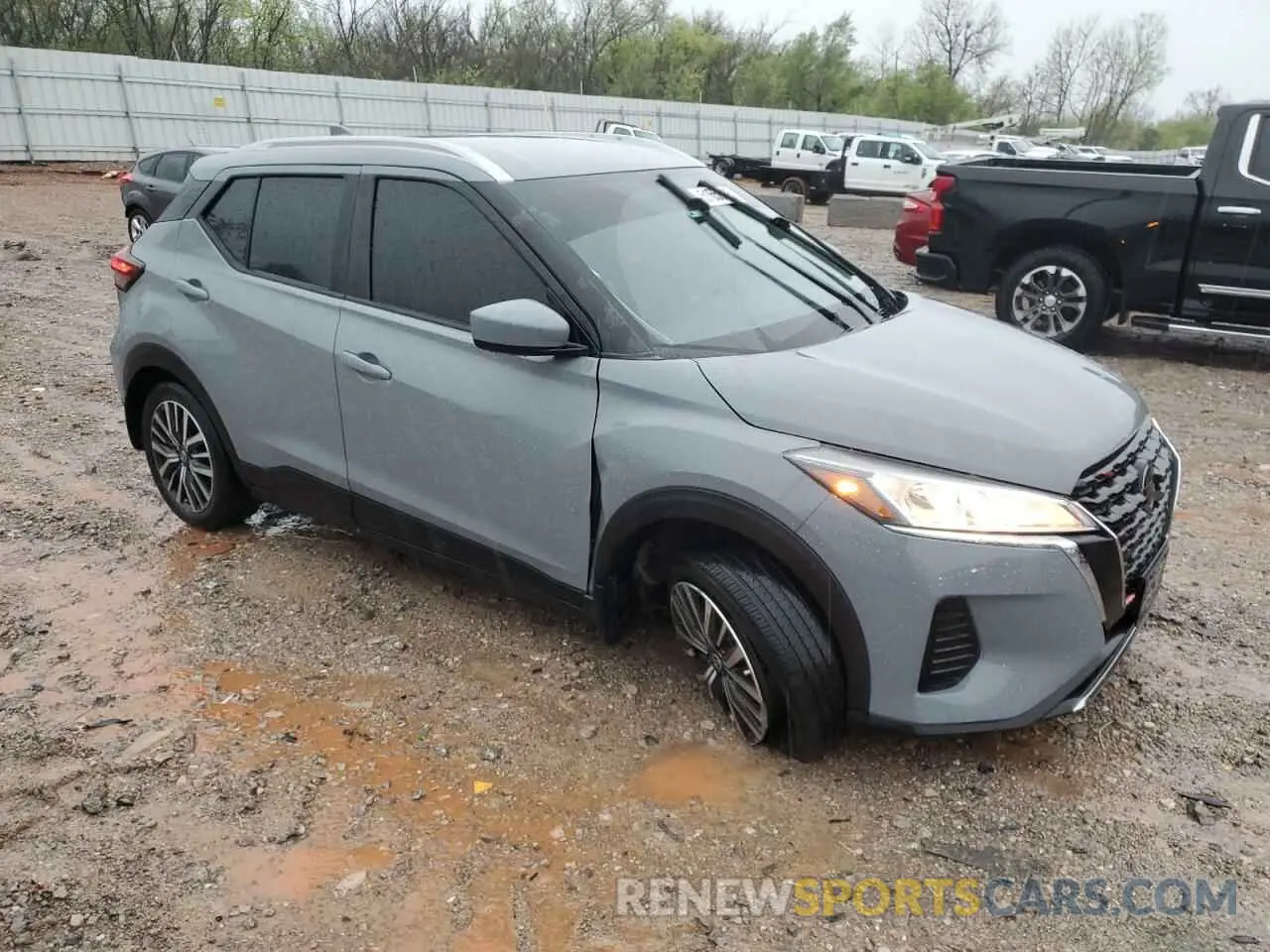 4 Photograph of a damaged car 3N1CP5CV9ML519783 NISSAN KICKS 2021