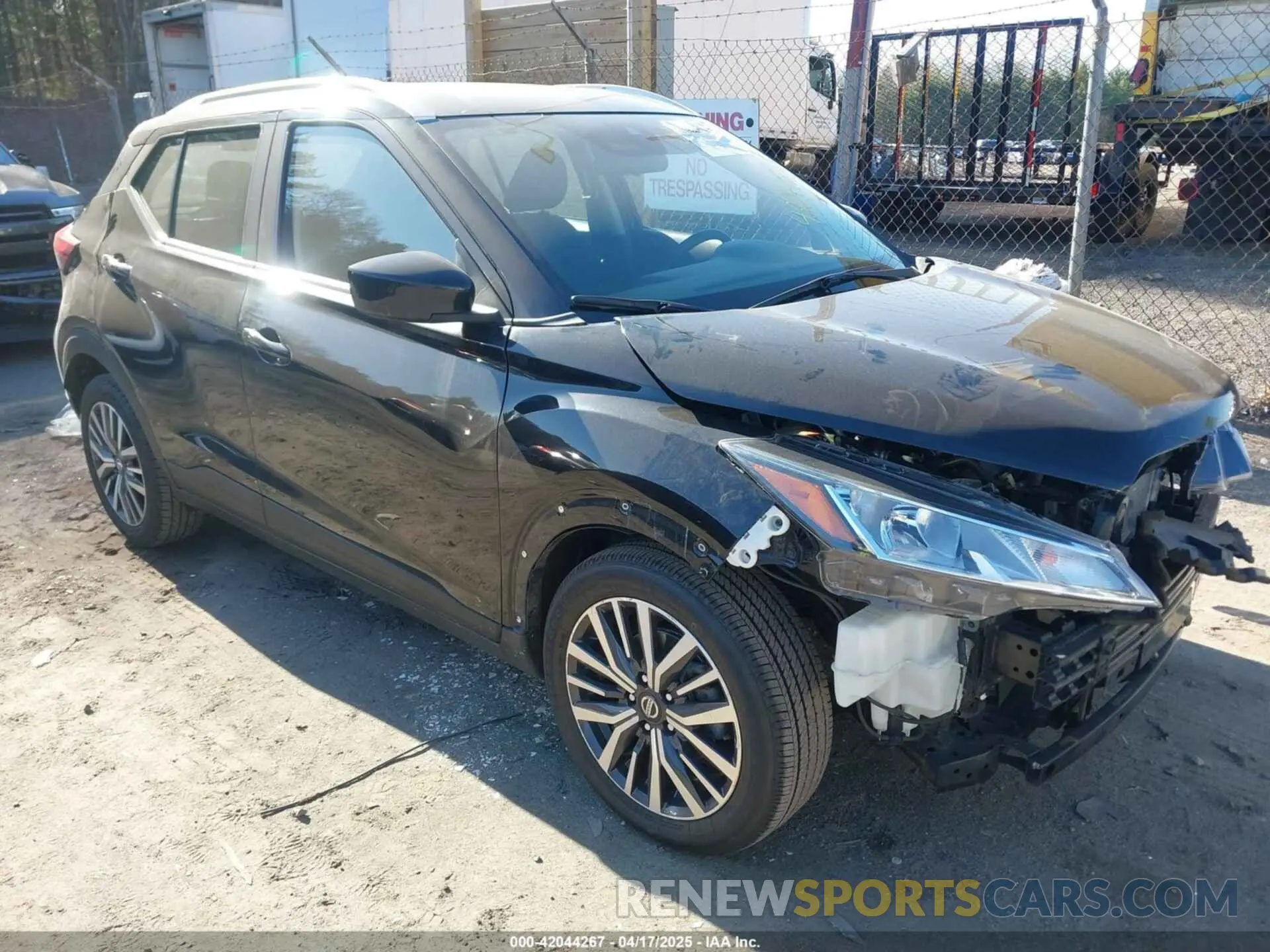 1 Photograph of a damaged car 3N1CP5CV9ML523140 NISSAN KICKS 2021