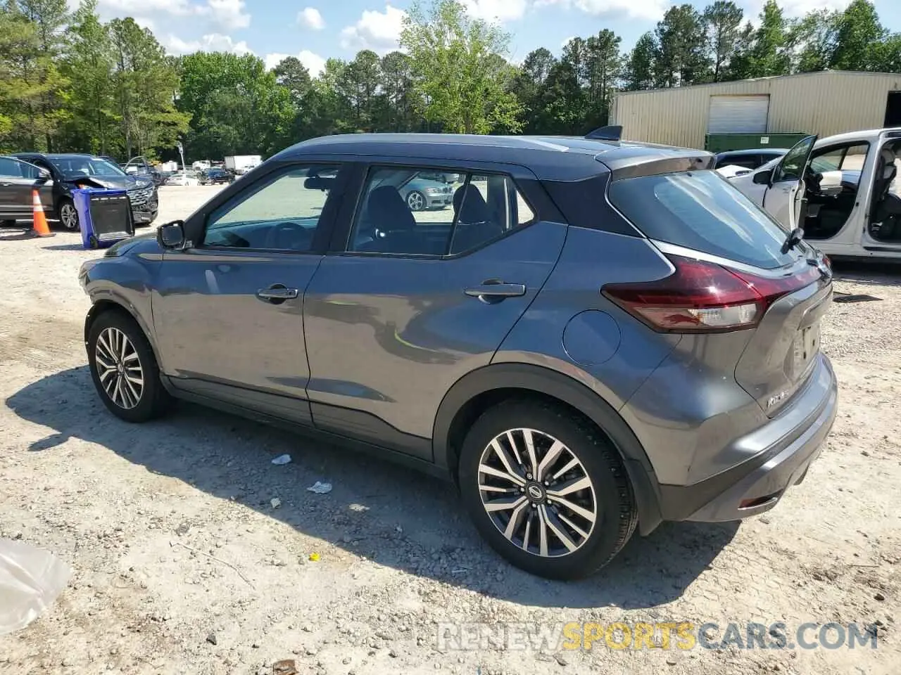 2 Photograph of a damaged car 3N1CP5CV9ML525423 NISSAN KICKS 2021