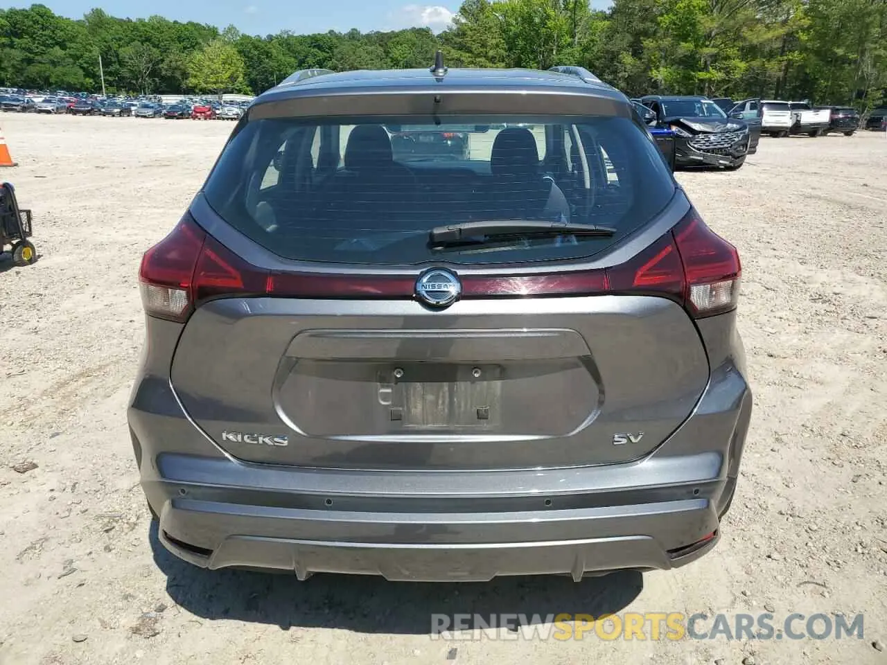 6 Photograph of a damaged car 3N1CP5CV9ML525423 NISSAN KICKS 2021
