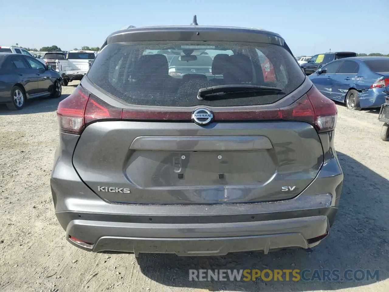 6 Photograph of a damaged car 3N1CP5CV9ML545977 NISSAN KICKS 2021