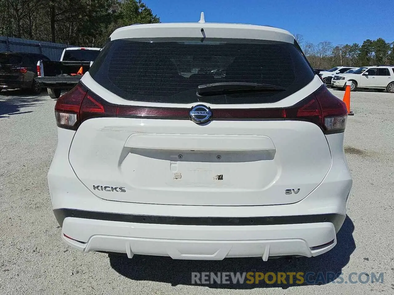 6 Photograph of a damaged car 3N1CP5CVXML466253 NISSAN KICKS 2021
