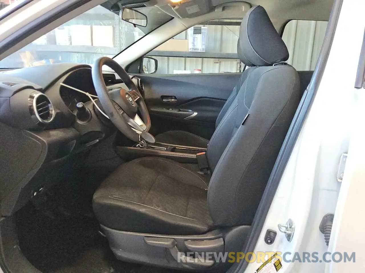 7 Photograph of a damaged car 3N1CP5CVXML466253 NISSAN KICKS 2021