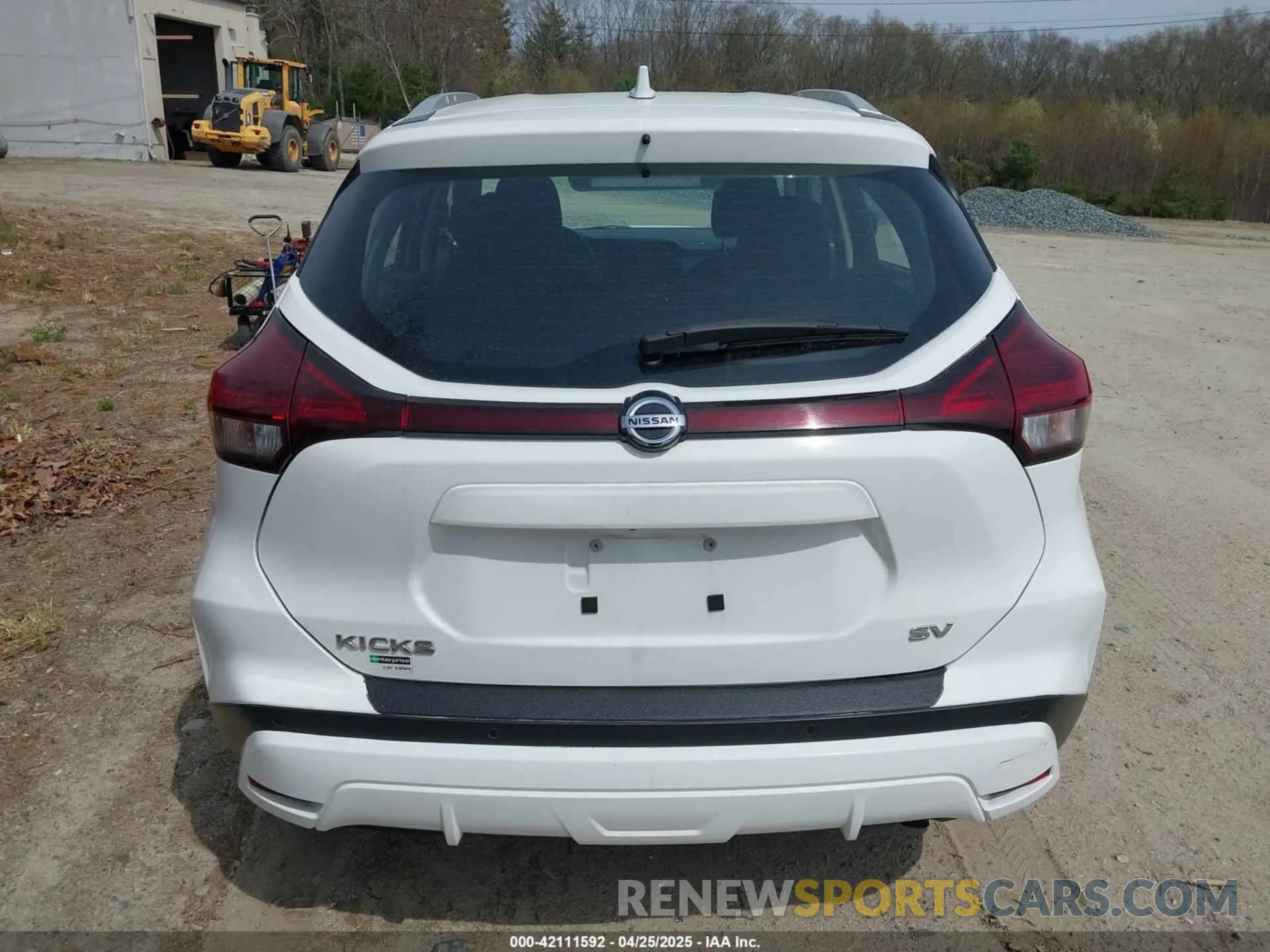 16 Photograph of a damaged car 3N1CP5CVXML470495 NISSAN KICKS 2021