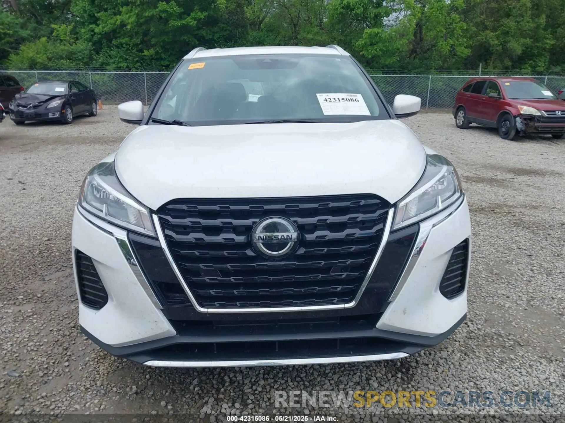 13 Photograph of a damaged car 3N1CP5CVXML481254 NISSAN KICKS 2021