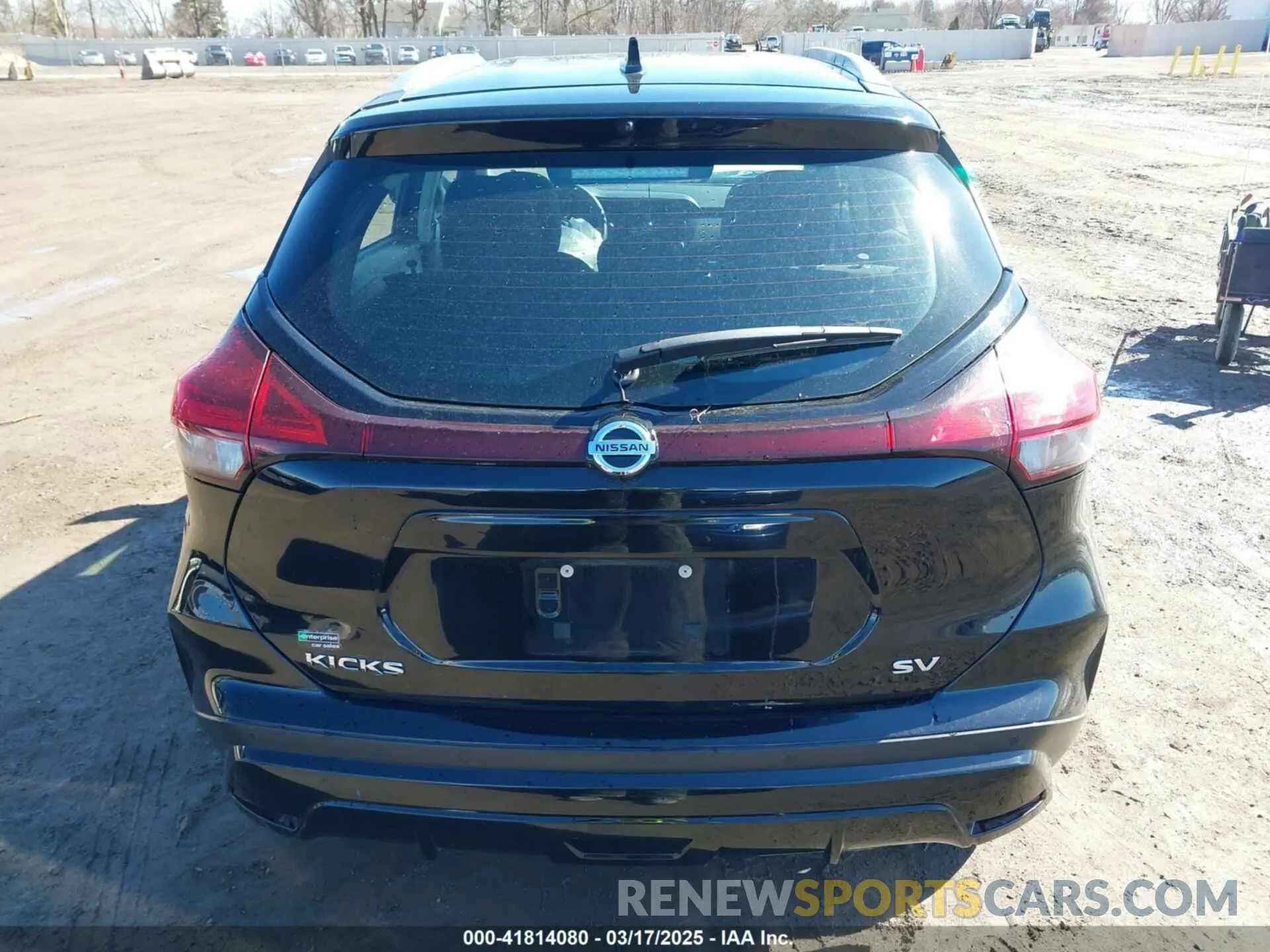 16 Photograph of a damaged car 3N1CP5CVXML523471 NISSAN KICKS 2021