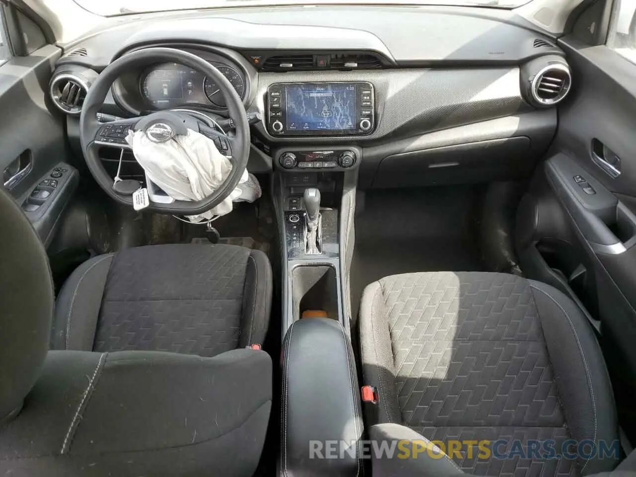 8 Photograph of a damaged car 3N1CP5CVXML534583 NISSAN KICKS 2021