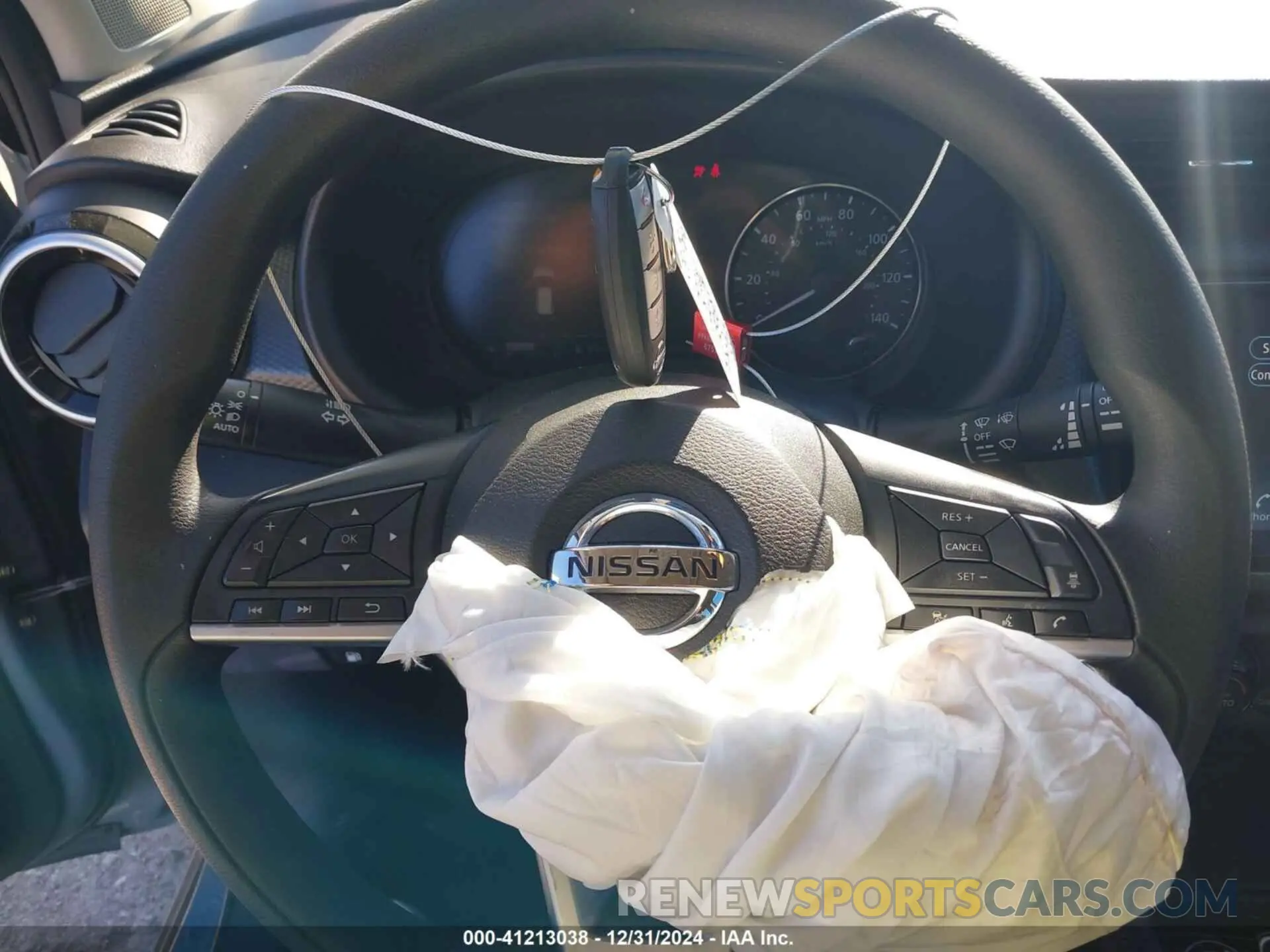 11 Photograph of a damaged car 3N1CP5CVXML556180 NISSAN KICKS 2021