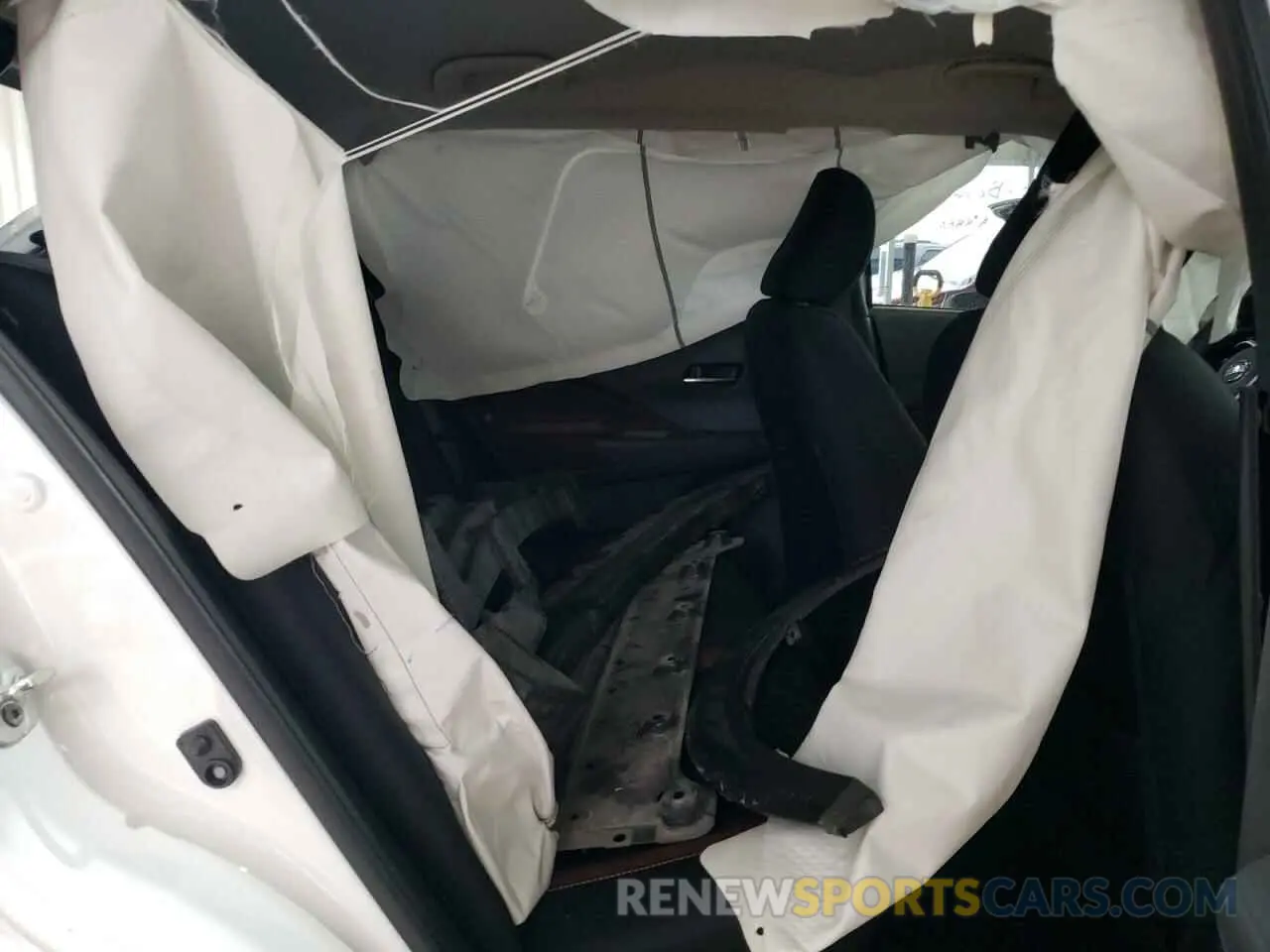 11 Photograph of a damaged car 3N1CP5DV1ML489757 NISSAN KICKS 2021