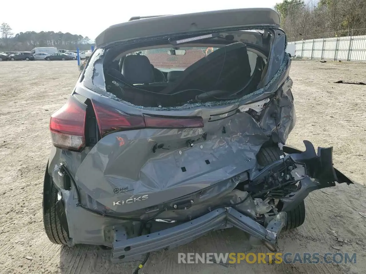 6 Photograph of a damaged car 3N1CP5DV1ML517170 NISSAN KICKS 2021