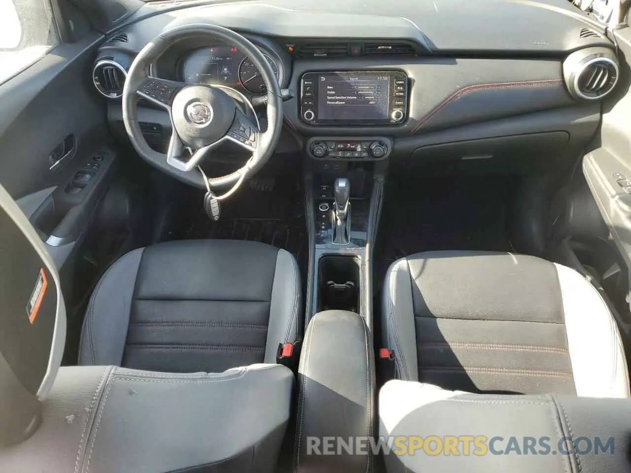 8 Photograph of a damaged car 3N1CP5DV2ML485667 NISSAN KICKS 2021