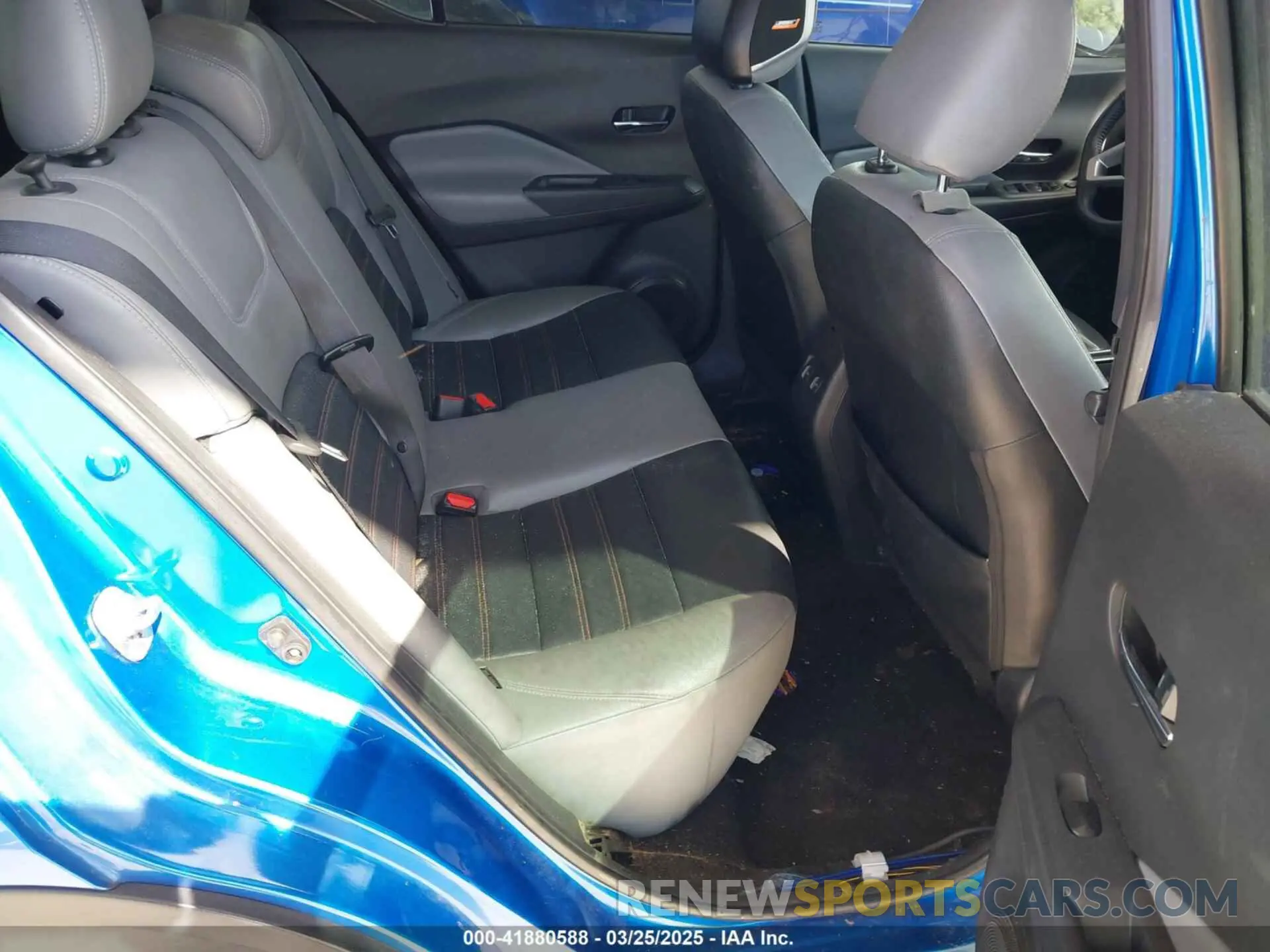 8 Photograph of a damaged car 3N1CP5DV2ML498807 NISSAN KICKS 2021