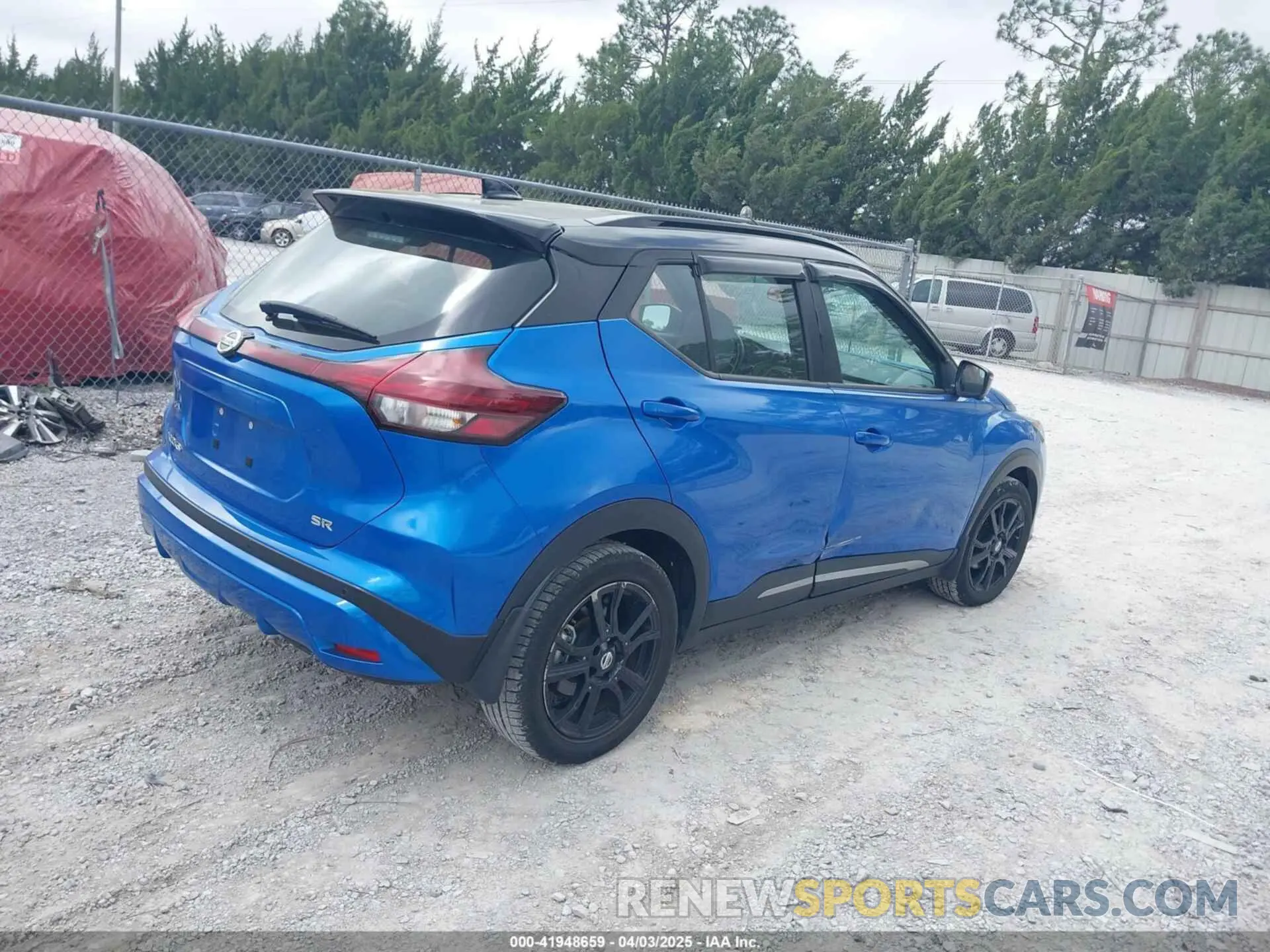 4 Photograph of a damaged car 3N1CP5DV2ML526220 NISSAN KICKS 2021