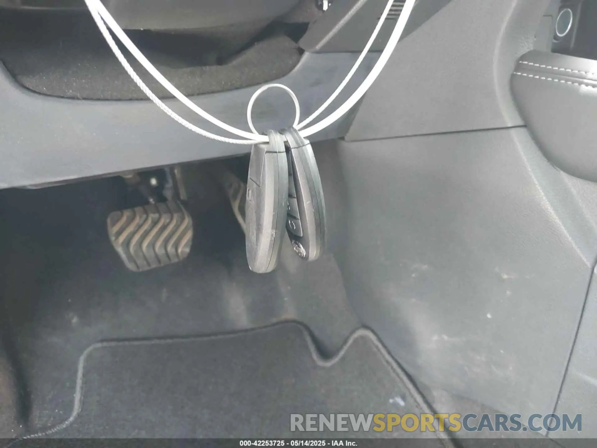 11 Photograph of a damaged car 3N1CP5DV2ML556821 NISSAN KICKS 2021