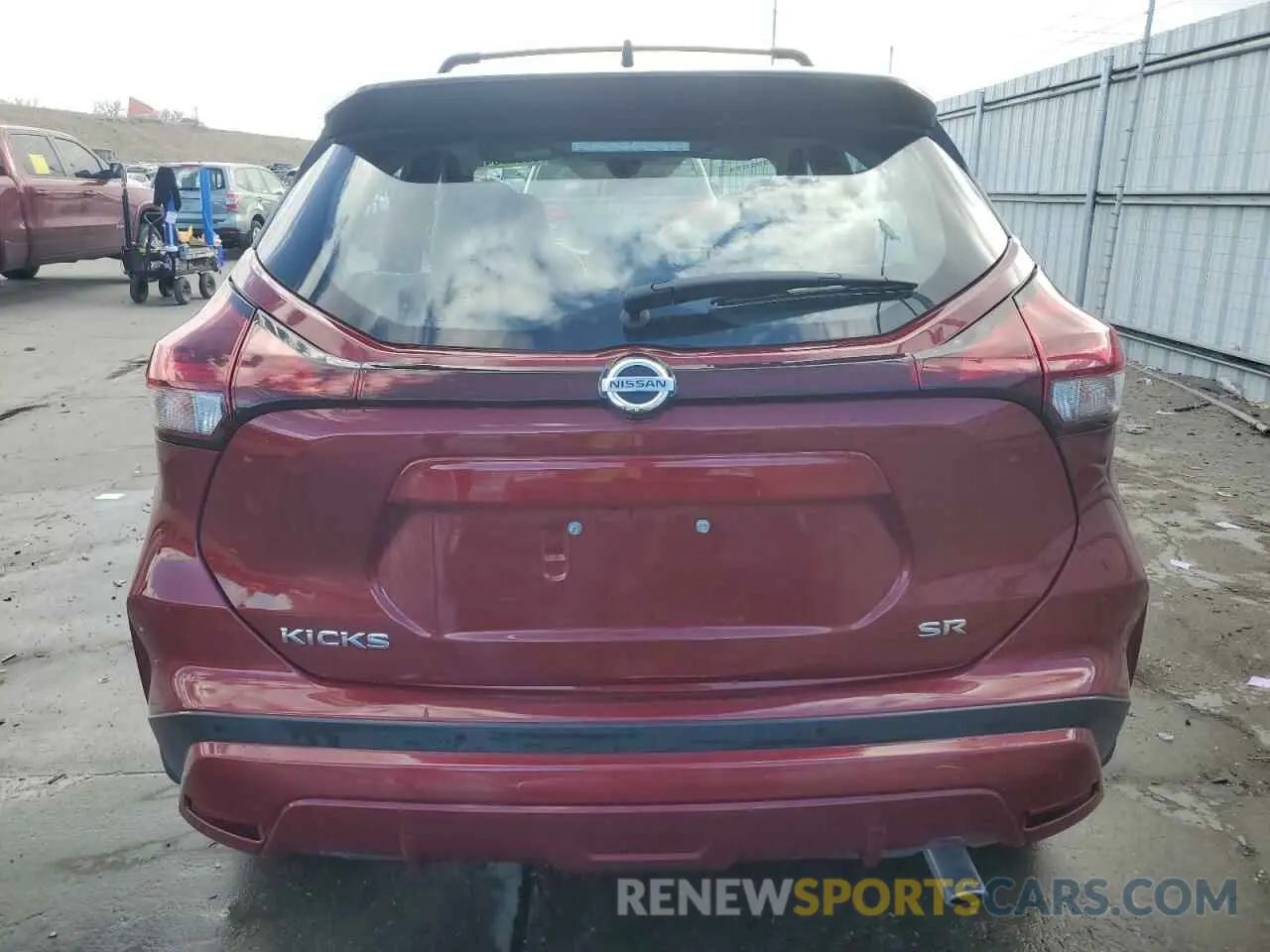 6 Photograph of a damaged car 3N1CP5DV3ML479926 NISSAN KICKS 2021