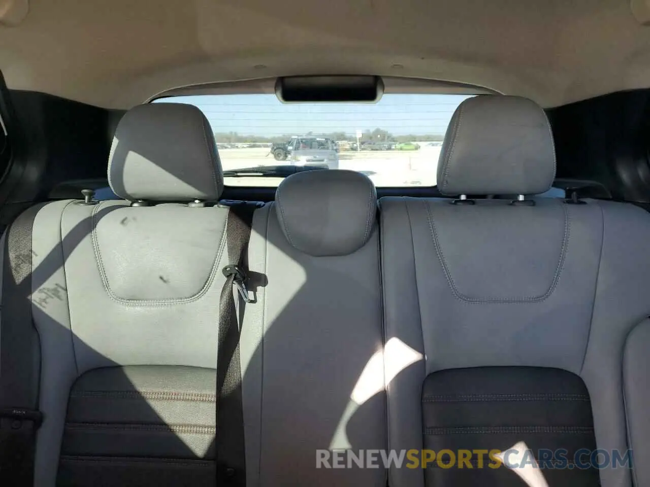 10 Photograph of a damaged car 3N1CP5DV3ML494104 NISSAN KICKS 2021