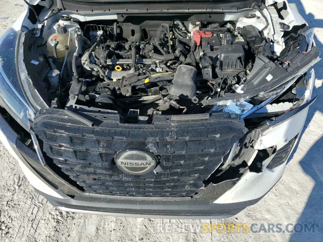 12 Photograph of a damaged car 3N1CP5DV3ML494104 NISSAN KICKS 2021