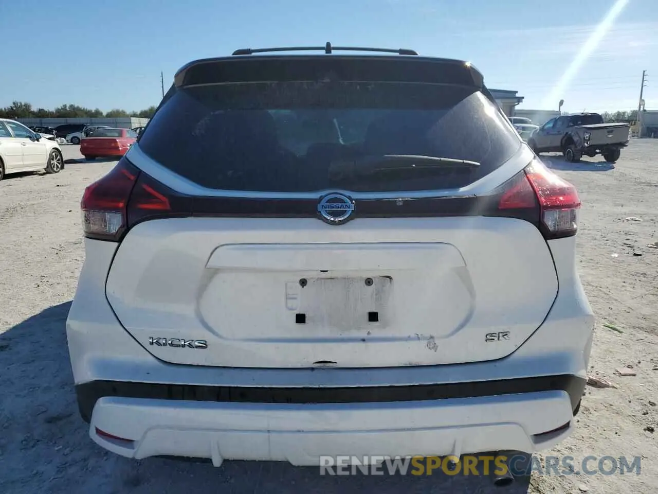 6 Photograph of a damaged car 3N1CP5DV3ML494104 NISSAN KICKS 2021