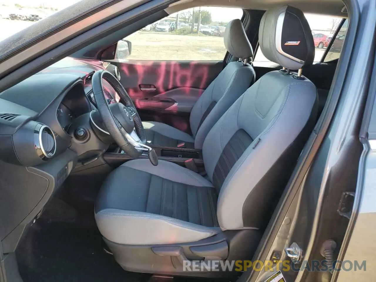 7 Photograph of a damaged car 3N1CP5DV3ML509846 NISSAN KICKS 2021