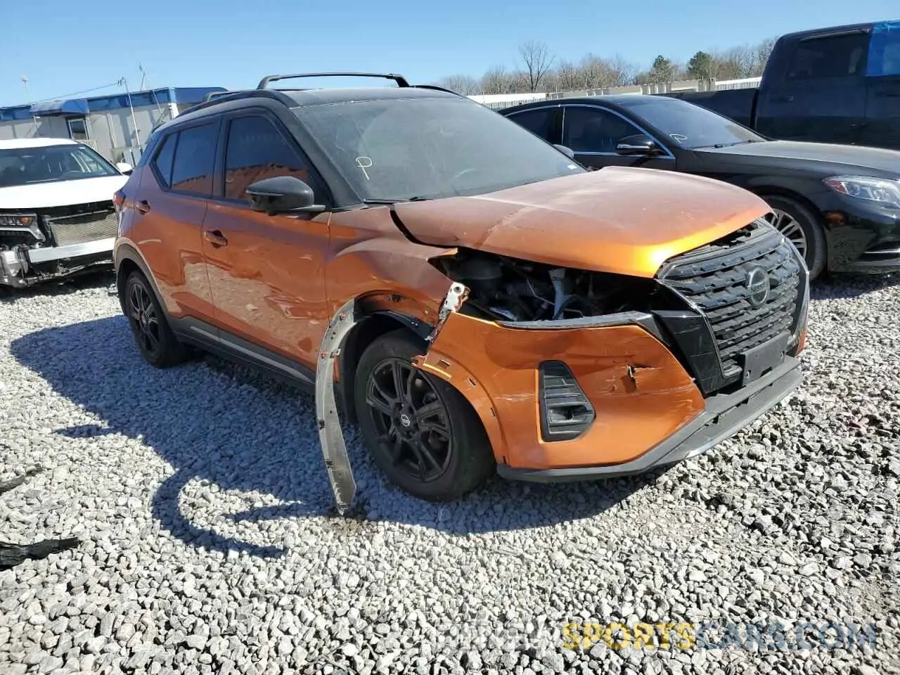4 Photograph of a damaged car 3N1CP5DV4ML505773 NISSAN KICKS 2021